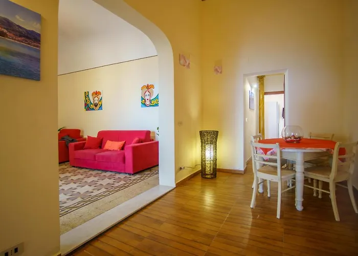 House On The Sea Apartment Cefalu