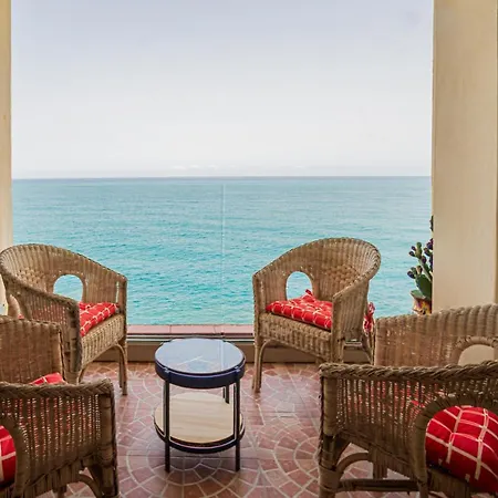 House On The Sea Apartamento *