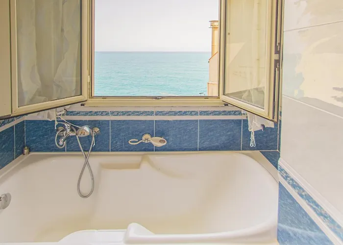 House On The Sea Apartman